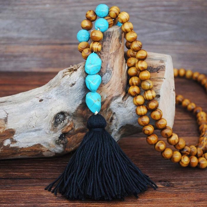 Ethnic Style Handmade Wooden Strand Bead Necklace Star Butterfly Bohemian Tassels Sweater Chain Women Long Vintage Necklace Gift