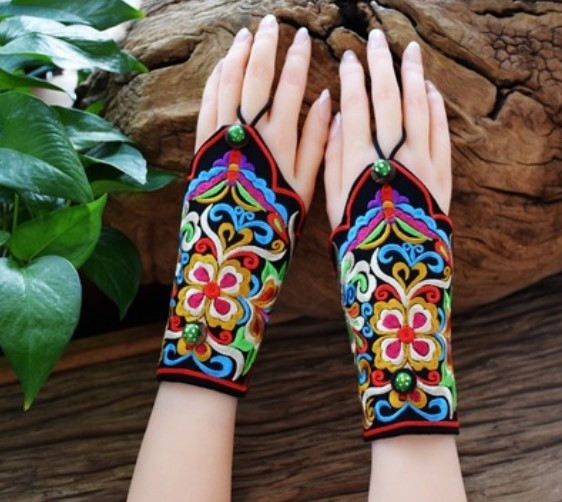 National style features retro bracelets wrist female embroidered wristband embroidery bracelet retro fashion gloves