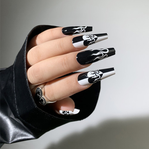 Sweet Cool Style Black and White Color Matching False Nails 24pcs/box