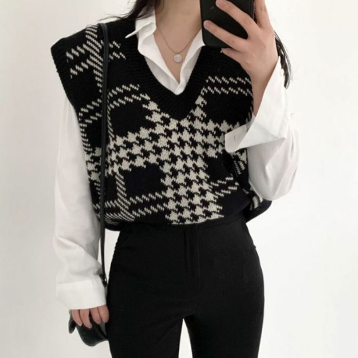 Women's Retro Contrast Color V-neck Sweater Vest