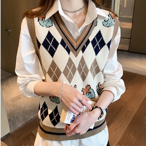 Women's Fashion V-neck Fold Knit Sweater Vest