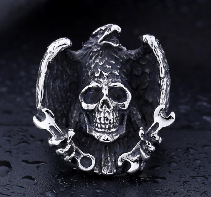 Wholesale Mens Stainless Eagle Catch Skull Rings