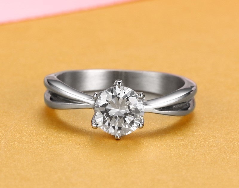 Wholesale Stainless Steel Engagement Ring for Sale