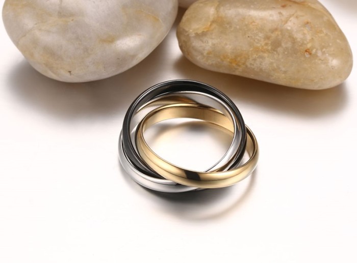 Stainless Steel Classical Tricyclic Rings Jewelry Wholesale