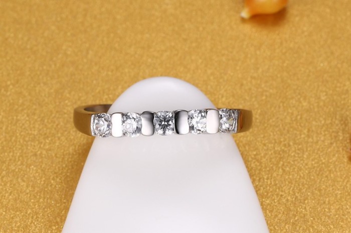 Wholesale Stainless Steel AAA Grade CZ Engagement Ring