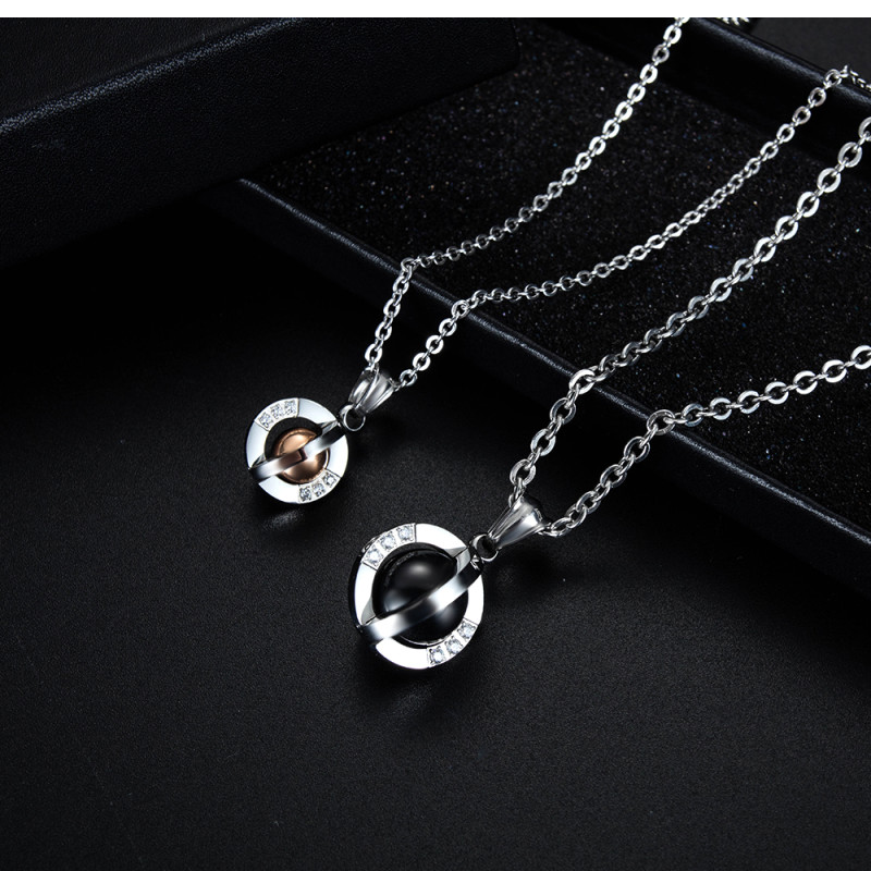 Wholesale Stainless Steel Stylish Rotatable Couple Pendant Necklace