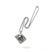 Wholesale Stainless Steel Poker A with Skull