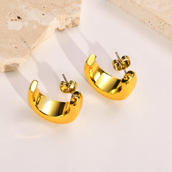 Wholesale Copper C-shaped Earrings with Zirconia