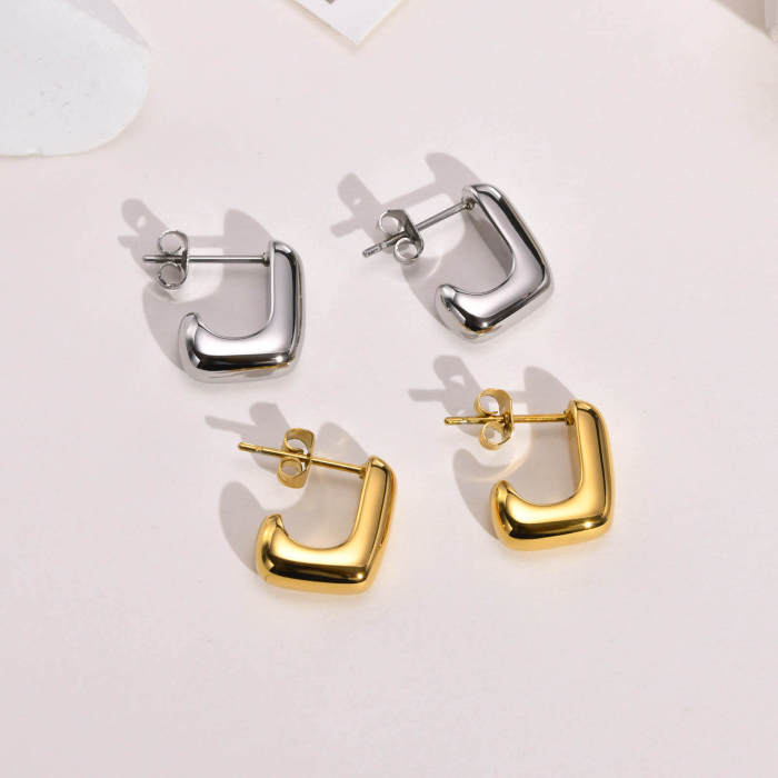 Wholesale Stainless Steel Women C Earrings