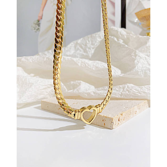 Wholesale Stainless Steel Love Collarbone Chain
