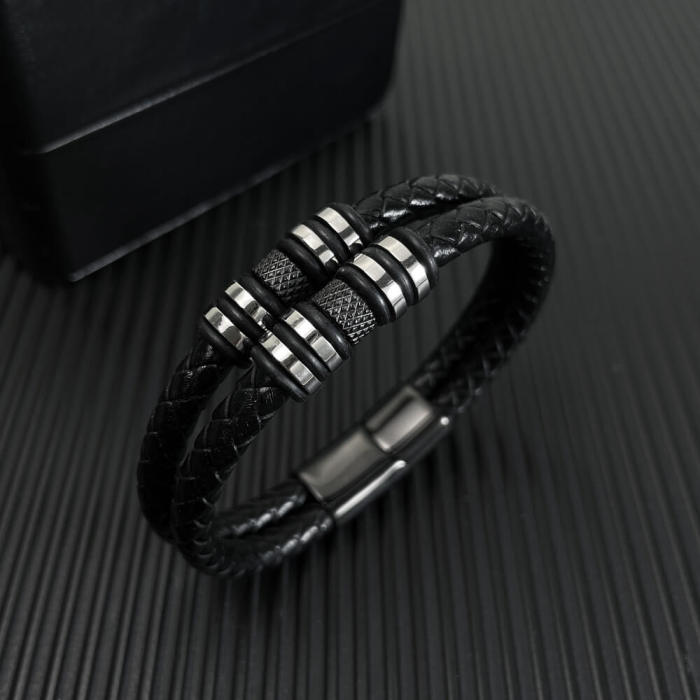 Wholesale Men's Magnetic Clasp Leather Bracelet