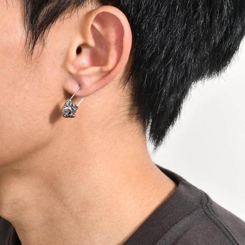 Wholesale Stainless Steel Wolf Head Pin Earrings