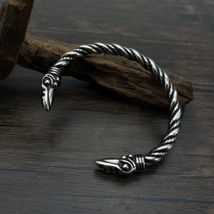 Wholesale Open Stainless Steel Eagle Head Bangle