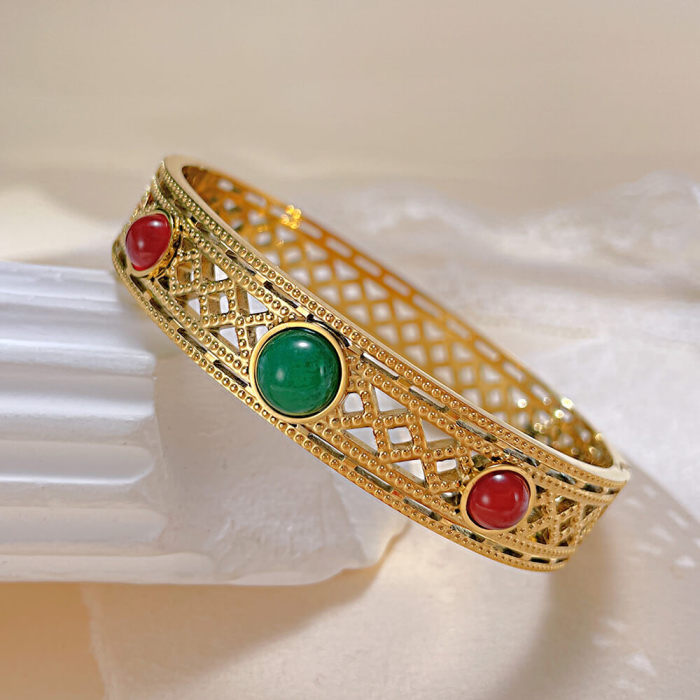 Wholesale Red and Green Natural Stone Steel Bangle