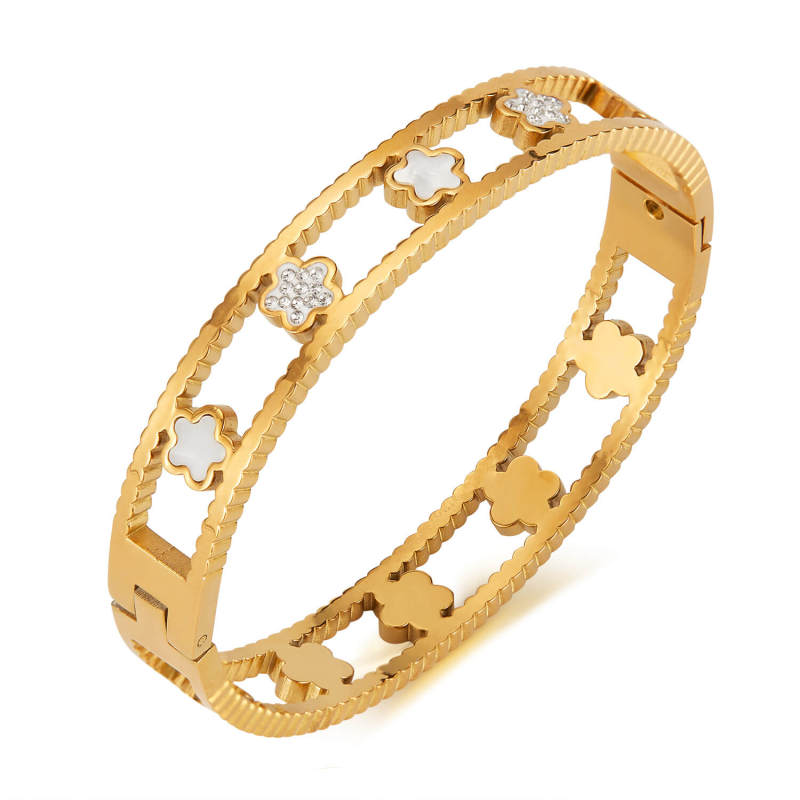 Wholesale Stainless Steel Pearl Flower Bangle