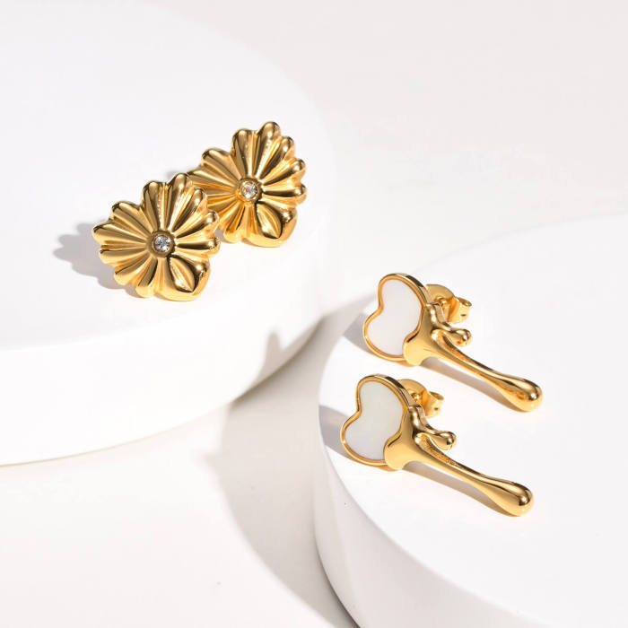 Wholesale Stainless Steel Fashion Heart Earrings