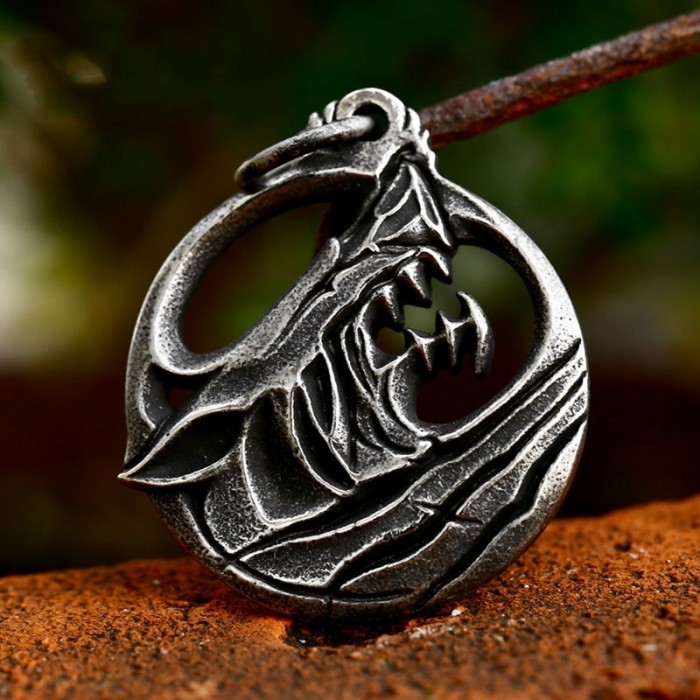Stainless Steel Vintage Wolf Head Pendant