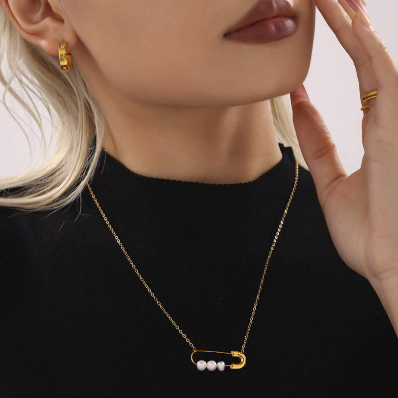 Wholesale Stainless Steel Pin Necklace with Pearl