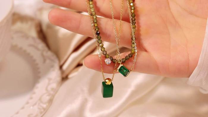 Wholesale Stainless Steel Green Minimalist Necklace