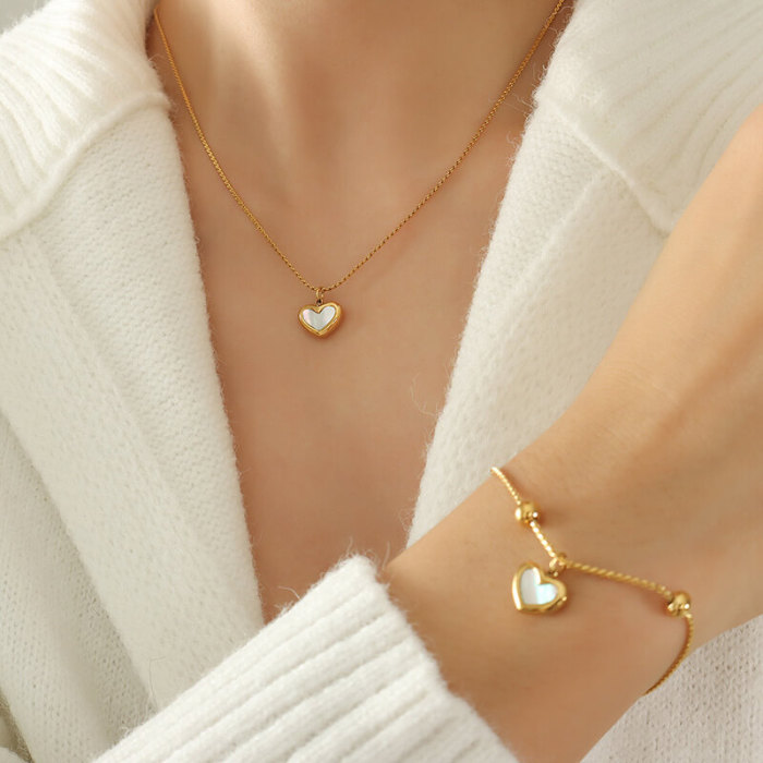 Wholesale Stainless Steel Heart Shell Necklace