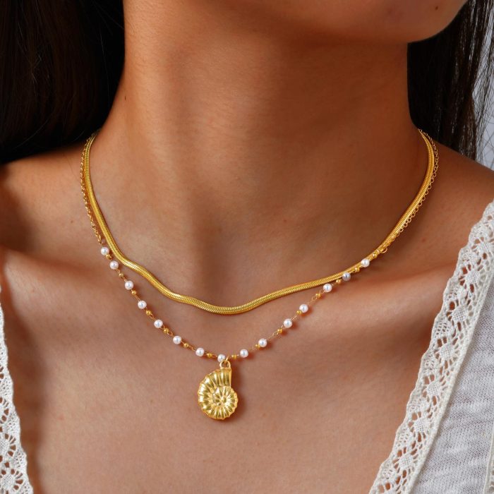 Wholesale Stainless Steel Conch Double Layered Necklace