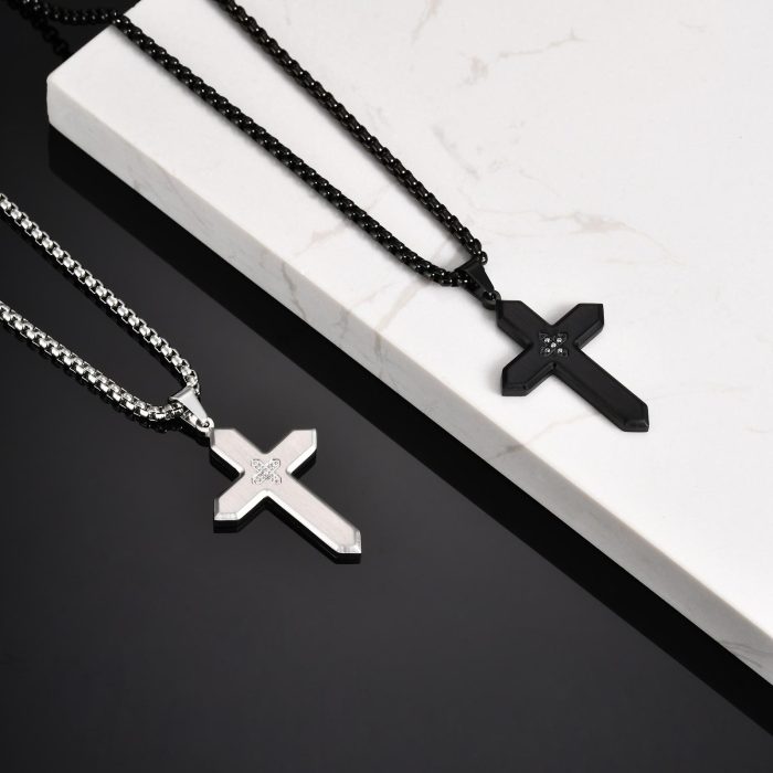 Wholesale Stainless Steel Cross with Zirconia Pendant