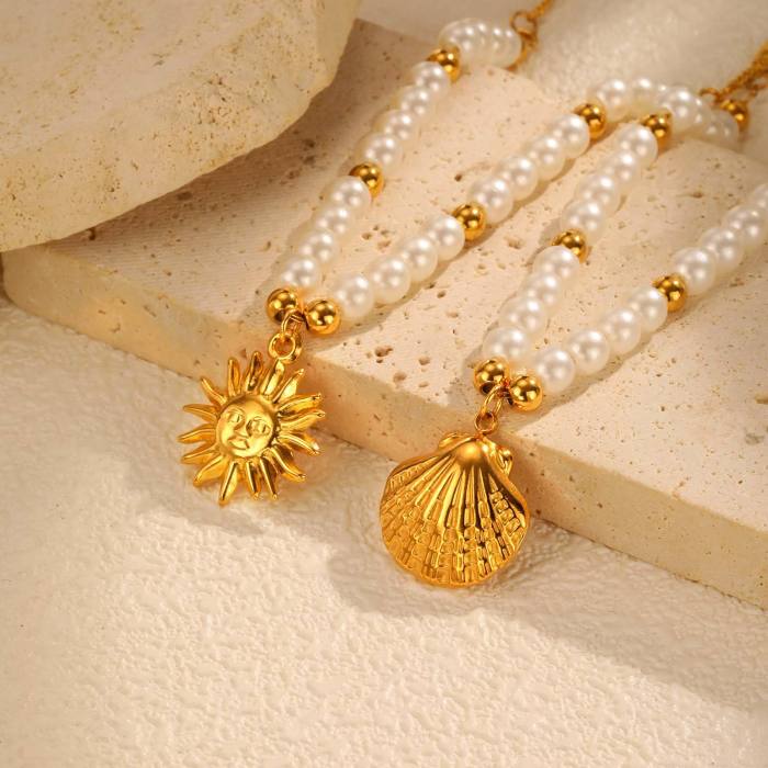 Wholesale Stainless Steel Sunflower Shell Necklace