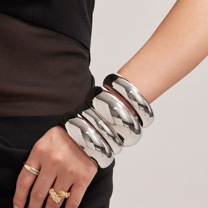 Wholesale Stainless Steel Fine Polished Wider Bangle