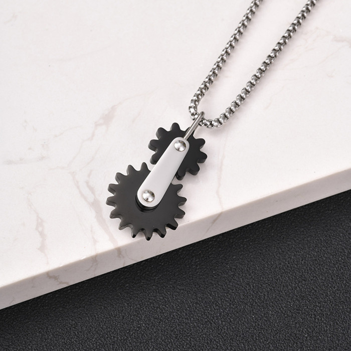 Wholesale Stainless Steel Kinetic Gear Necklaces