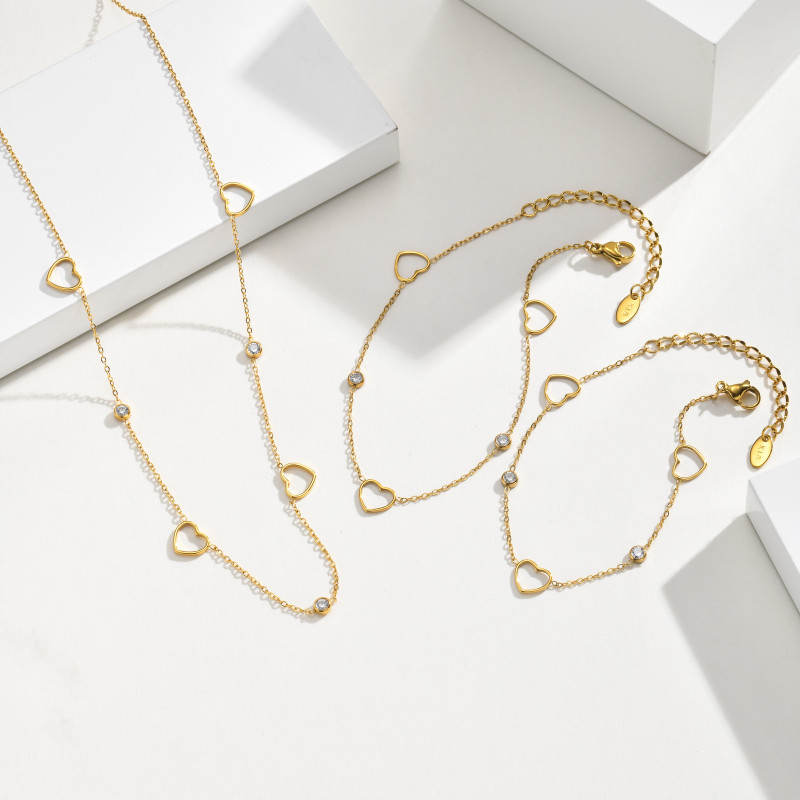 Wholesale Stainless Steel Openwork Heart Jewelry Set