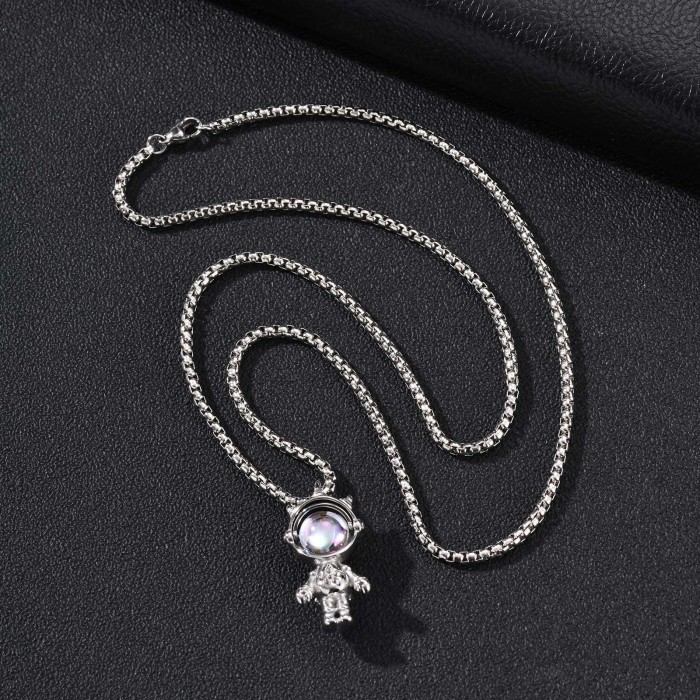Wholesale Stainless Steel 3D Astronaut Spaceman Pendant