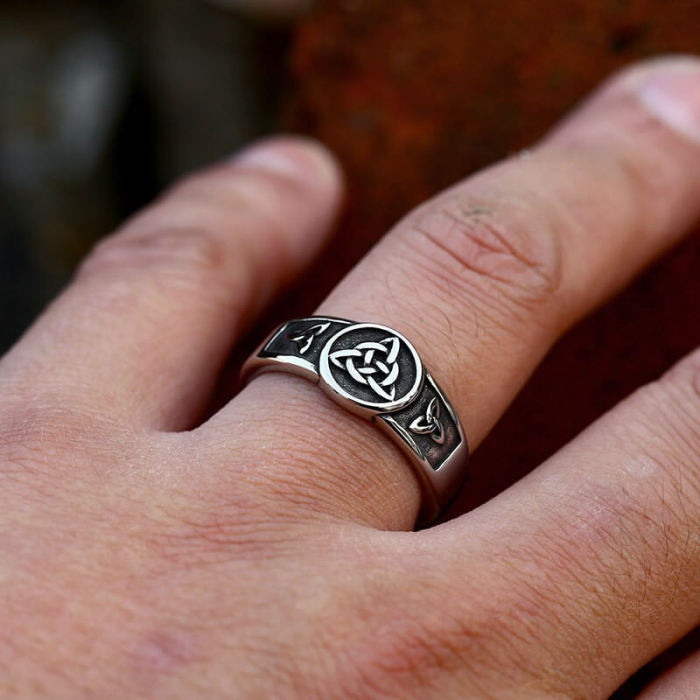 Wholesale Vintage Celtic Triquetra Knot Stainless Steel Ring