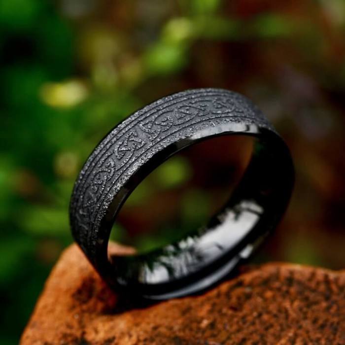 Wholesale Men's Matte Black Stainless Steel Celtic Knot Ring