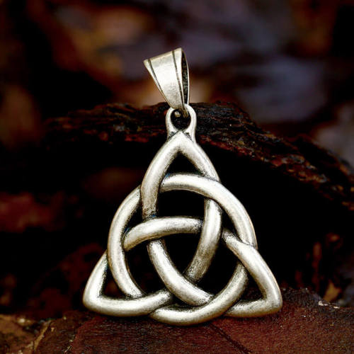 Wholesale Stainless Steel Celtic Trinity Knot Symbol Statement Pendant