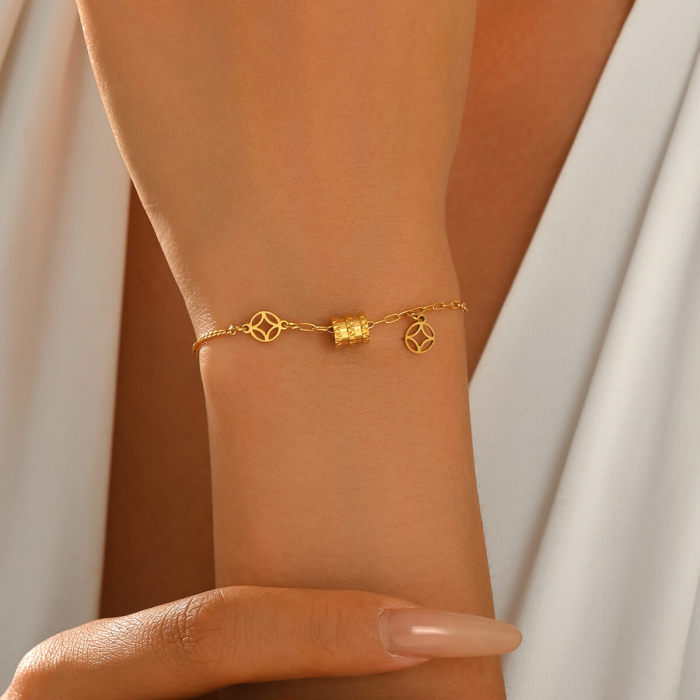 Wholesale Stainless Steel Asymmetric Chain Coin Bracelet