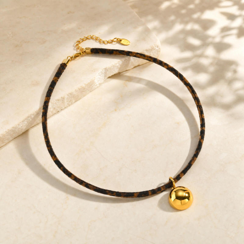 Wholesale Leopard Print Choker Necklaces