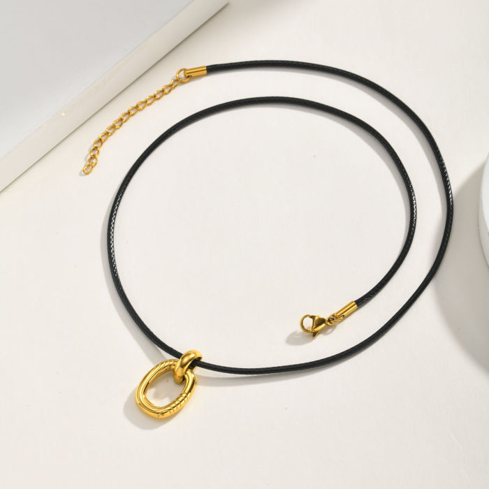 Wholesale Stainless Steel Snake Pendant Cord Necklace