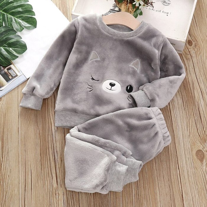 Autumn Winter Home Wear Pajamas For Girls Warm Flannel Cute Baby Sets Casual Kids Clothes