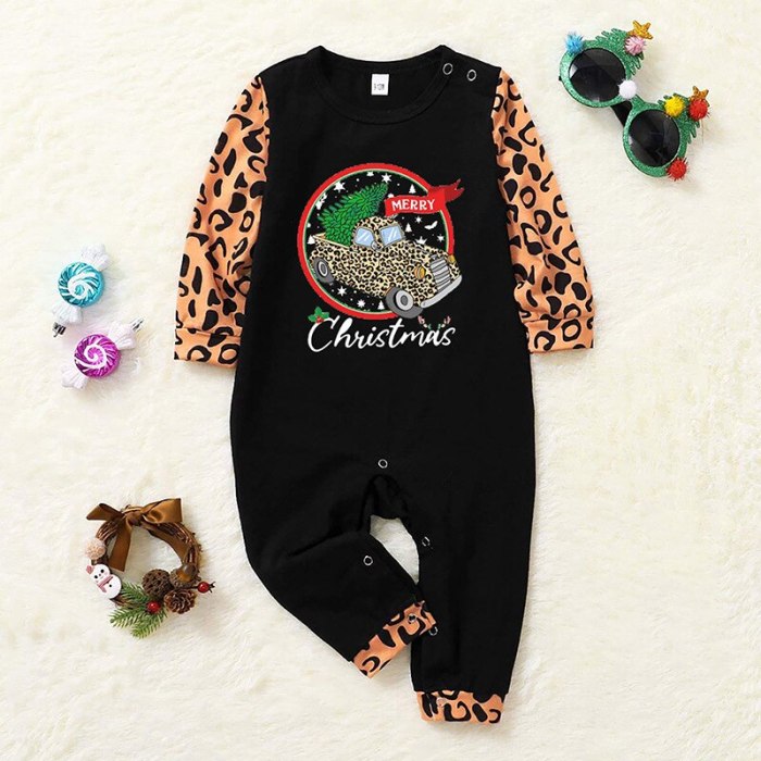Merry Christmas Family Leopard Christmas Pajamas Mommy and Me Family Matching Clothes Soft Sleepwear