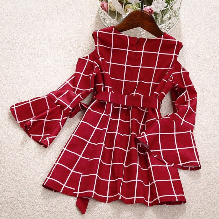 Family Dress Mother and Daughter Matching Dress Ruffles Long Sleeve Off Shoulder Plaid Print Sashes Knee-Length A-Line Dress