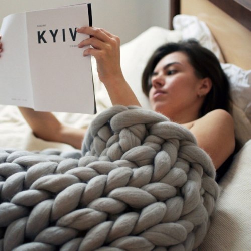 Warm Soft Chunky Knit Blanket for Bedroom Sofa Decor