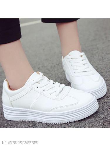 Plain Low Heeled Criss Cross Round Toe Casual Sneakers