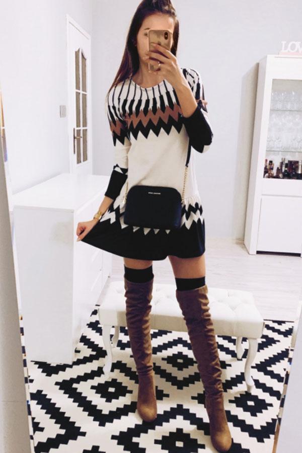 Round Neck  Printed  Long Sleeve Casual Dresses