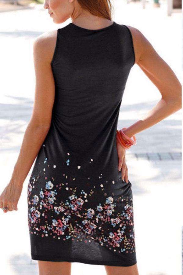 Round Neck  Floral Printed Casual Dresses