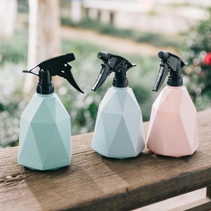 600ML Garden Patio Watering Plant Pot Spray Bottle Plastic Candy Color Flowers Seedling Sprayer Hairdressing Planting Teapot