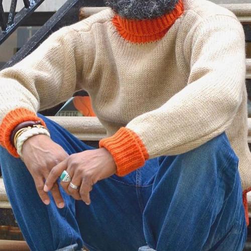 Man's literary Individuality Color Matching Knitwear