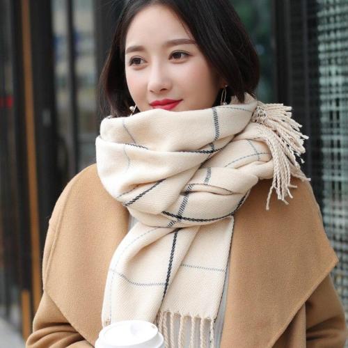 New fashion knitted autumn winter female Korean warm elegant scarf women girls sweet tassel scarf wool flash scarf wild shawl