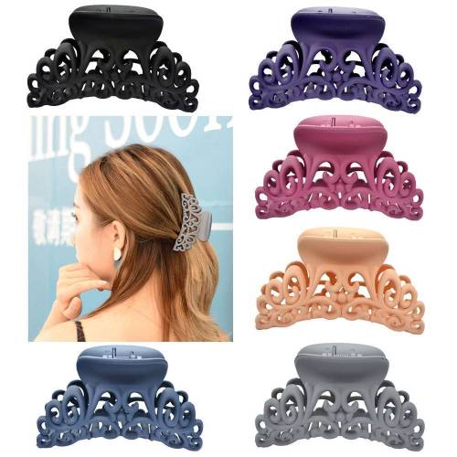 New Arrival Hairpins For Women Scrub Plastic Hair Claw Clips Hollow Out Carving Crab Hearwear Hair Large Size Hair Clamps