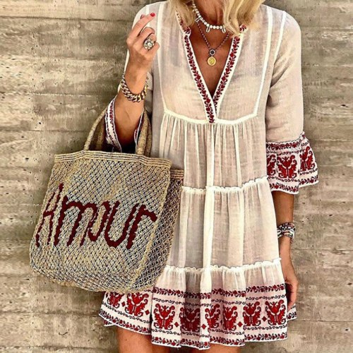 Printed Fashion Flared Sleeve Sexy V-Neck Loose Vacation Dress
