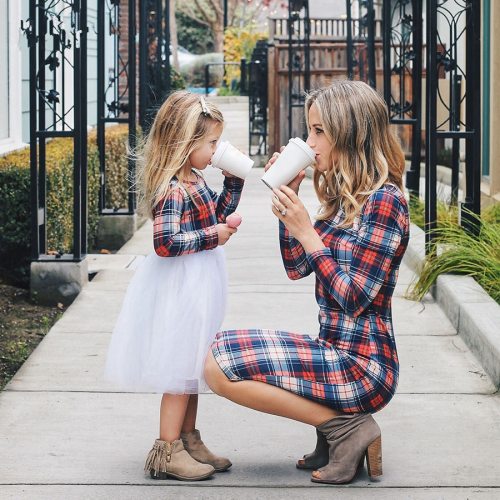 2021 New Year Family Look Lace Dresses Clothes Matching Outfits Long Sleeve Plaid Wedding Party Dress For Mother And Daughter